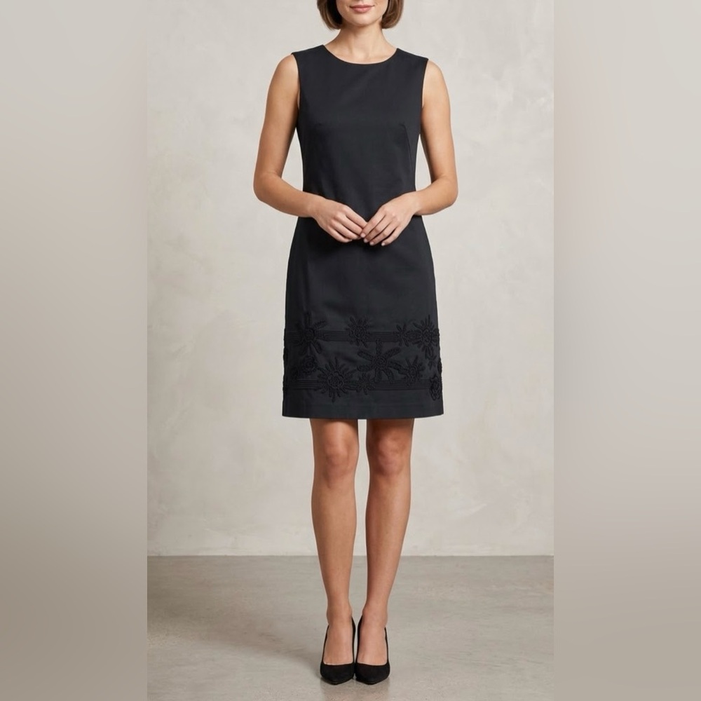 New Badgley Mischka Black Sleeveless Floral Applique Shift Dress